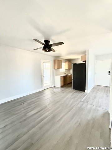 Image 8 of 26 For 5846 Castle  