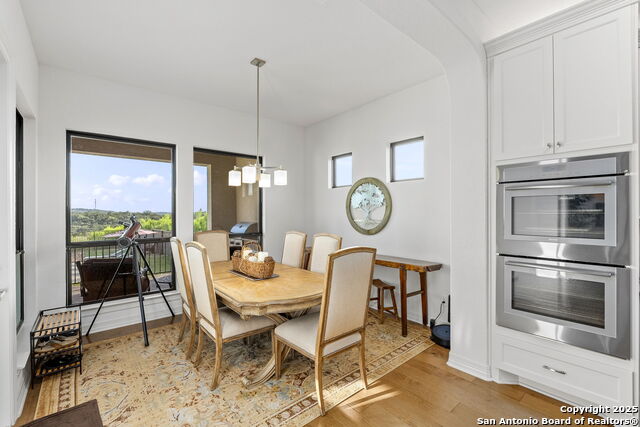 Image 27 of 59 For 75 Mariposa Parkway E