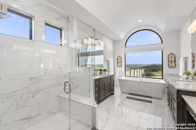 Image 30 of 59 For 75 Mariposa Parkway E