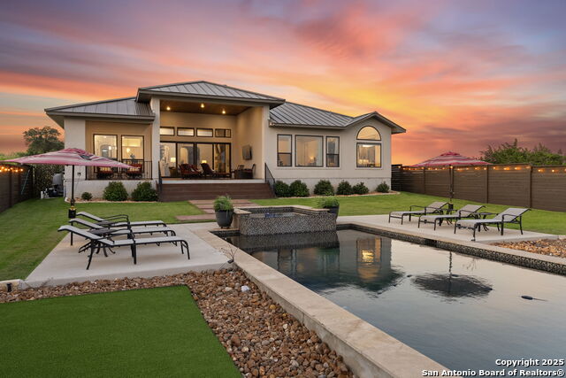 Image 52 of 59 For 75 Mariposa Parkway E