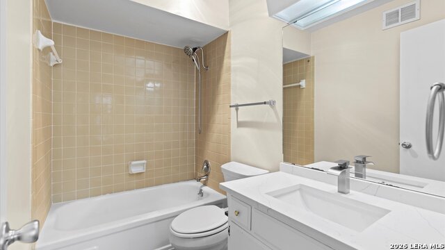 Image 24 of 29 For 8702 Village  1300