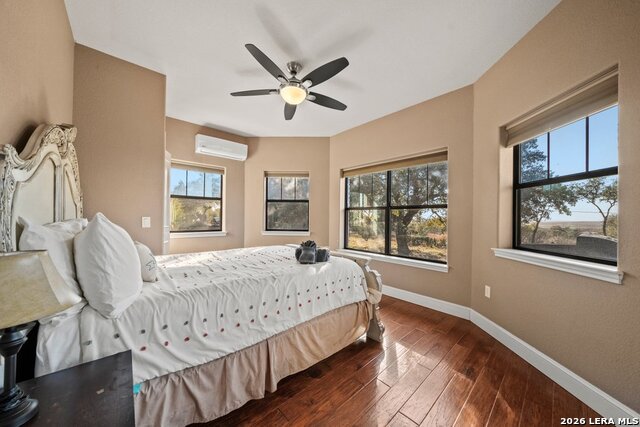 Image 21 of 47 For 852 Crossbow