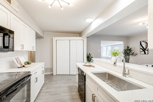 Image 10 of 38 For 502 Tammy  