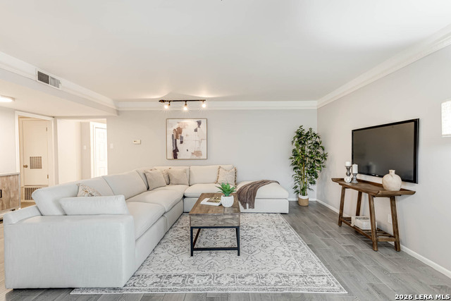 Image 3 of 38 For 502 Tammy  