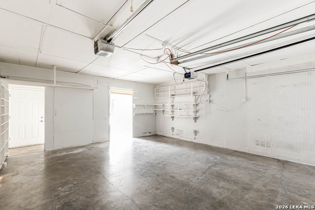 Image 30 of 38 For 502 Tammy  