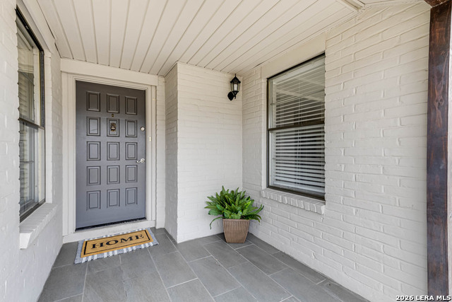 Image 37 of 38 For 502 Tammy  