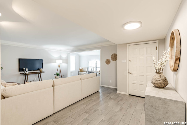 Image 4 of 38 For 502 Tammy  