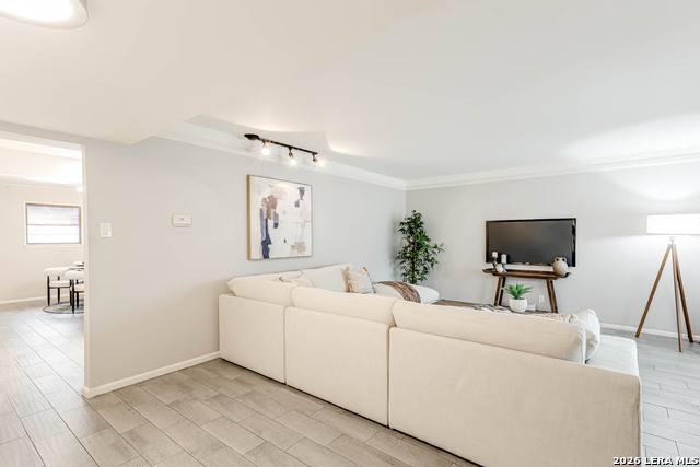 Image 5 of 38 For 502 Tammy  