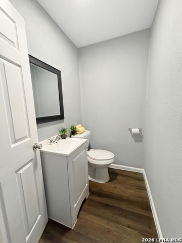 Image 11 of 18 For 1003 San Joaquin S