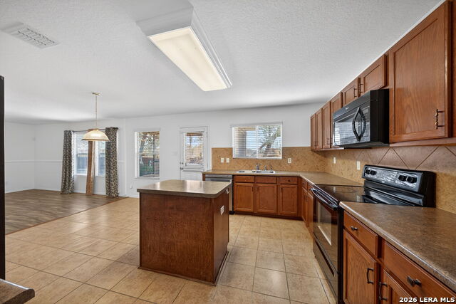 Image 12 of 27 For 12010 Dove Ranch