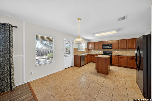 Image 14 of 27 For 12010 Dove Ranch