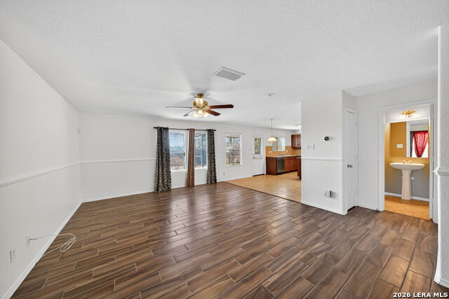 Image 5 of 27 For 12010 Dove Ranch