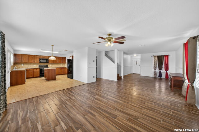 Image 6 of 27 For 12010 Dove Ranch