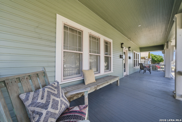 Image 6 of 38 For 138 Dunning Ave