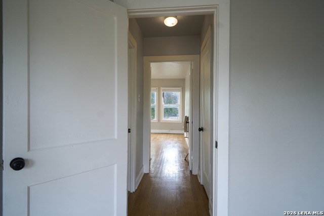 Image 5 of 23 For 218 Claremont