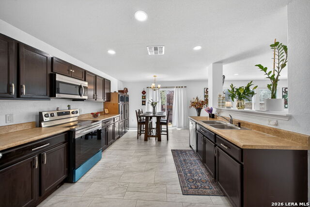 Image 13 of 36 For 10914 Rustic Spoke