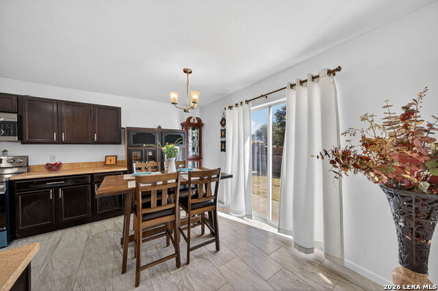 Image 15 of 36 For 10914 Rustic Spoke