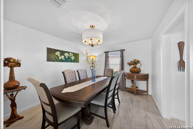 Image 17 of 36 For 10914 Rustic Spoke