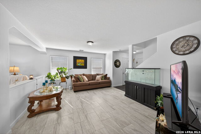 Image 18 of 36 For 10914 Rustic Spoke