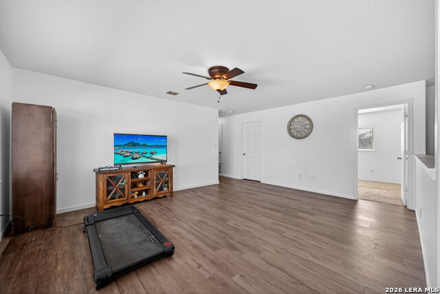 Image 29 of 36 For 10914 Rustic Spoke