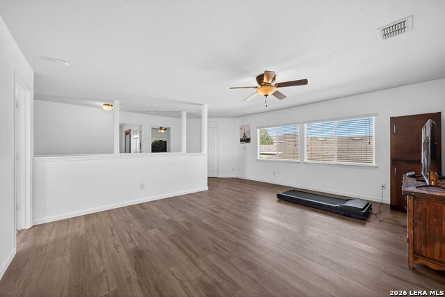 Image 30 of 36 For 10914 Rustic Spoke