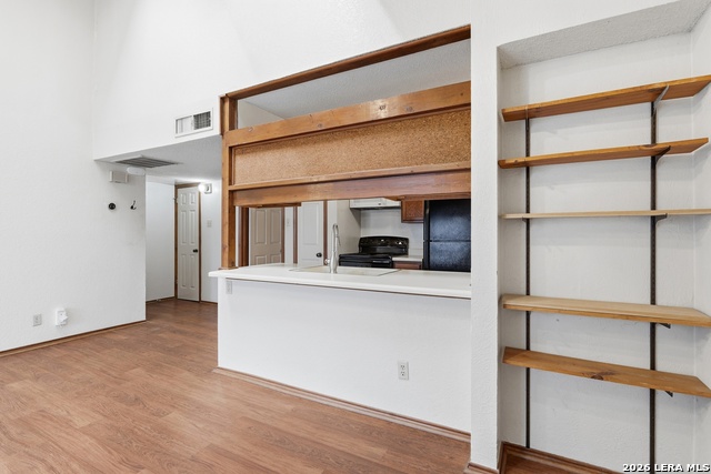 Image 12 of 34 For 8633 Datapoint Dr  270