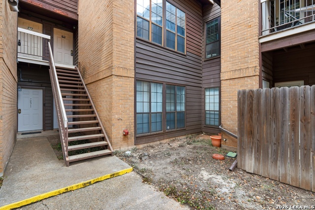 Image 5 of 34 For 8633 Datapoint Dr  270