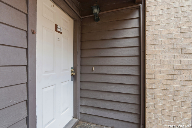 Image 6 of 34 For 8633 Datapoint Dr  270