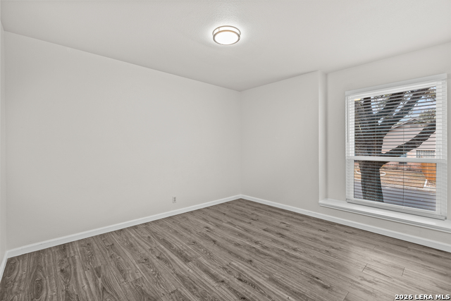 Image 21 of 32 For 14131 Kings Meadows