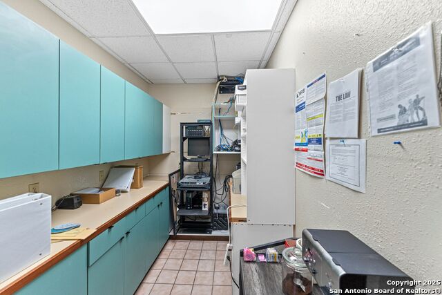 Image 16 of 55 For 4514 Billy Sames Dr