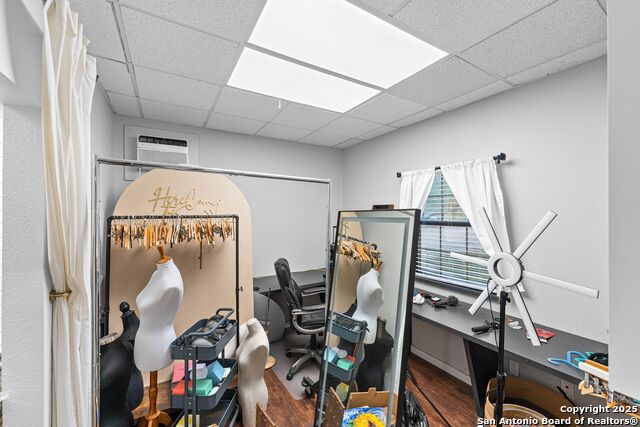 Image 23 of 55 For 4514 Billy Sames Dr