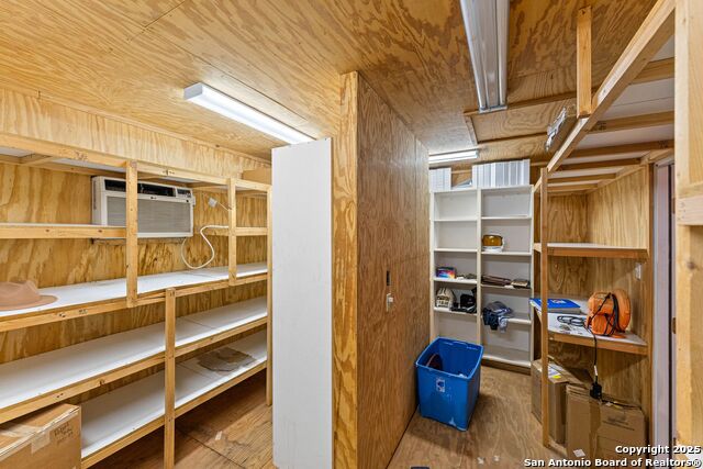 Image 37 of 55 For 4514 Billy Sames Dr