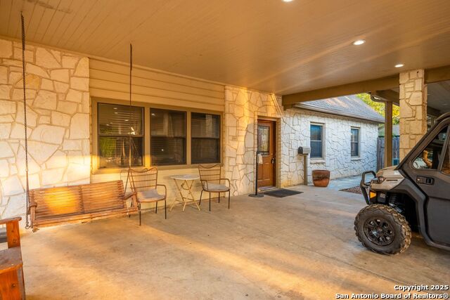 Image 6 of 55 For 4514 Billy Sames Dr