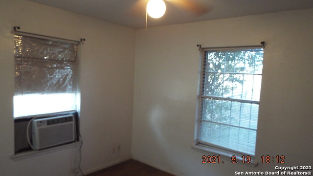 Image 12 of 18 For 2603 Lombrano St