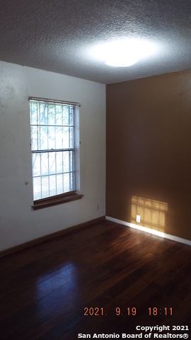 Image 7 of 18 For 2603 Lombrano St