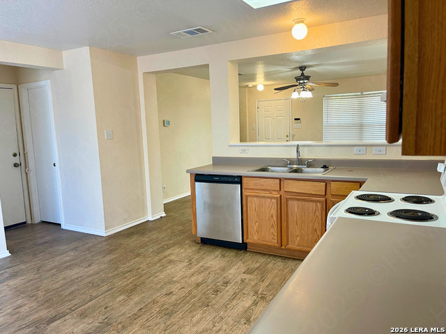 Image 7 of 17 For 955 Marble Pt