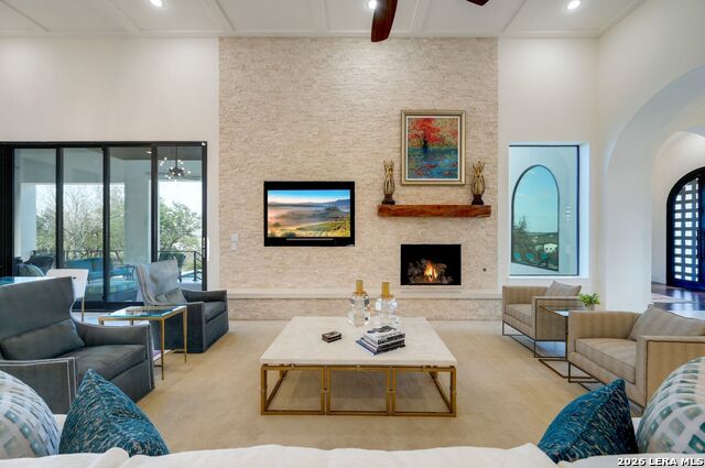 Listing photo id 13 for 23510 Avila Ridge