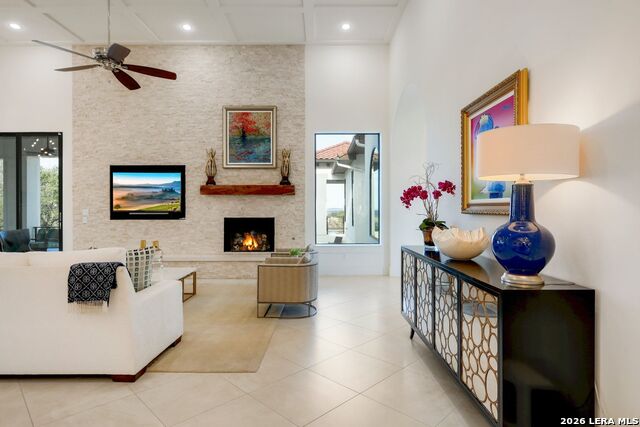 Listing photo id 14 for 23510 Avila Ridge