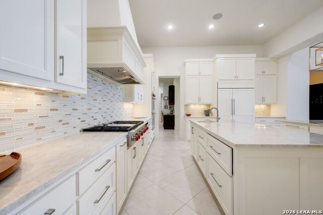 Listing photo id 39 for 23510 Avila Ridge