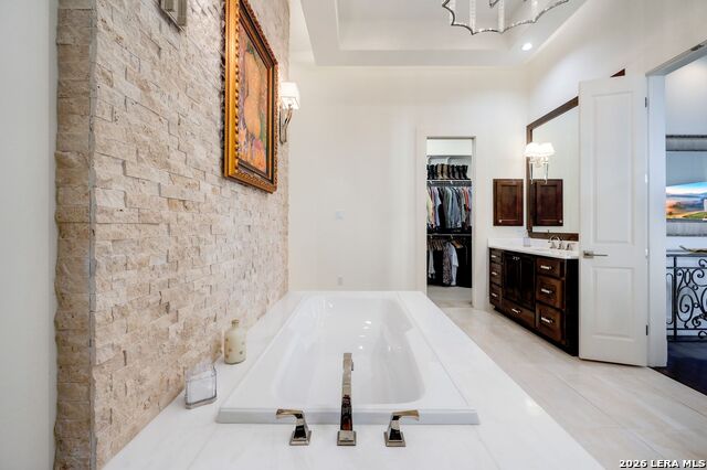 Listing photo id 60 for 23510 Avila Ridge