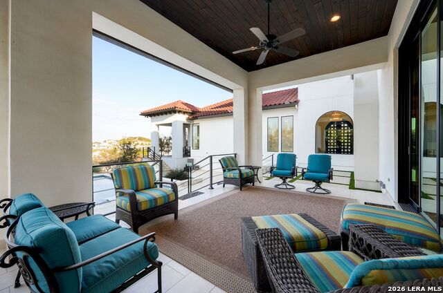 Listing photo id 74 for 23510 Avila Ridge