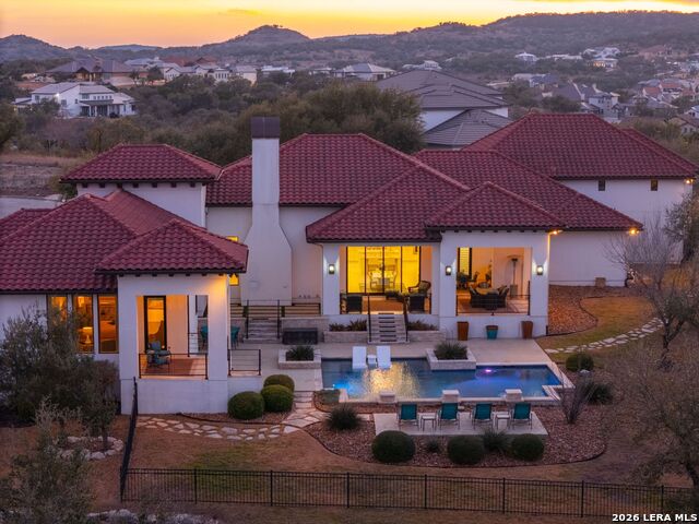 Listing photo id 83 for 23510 Avila Ridge