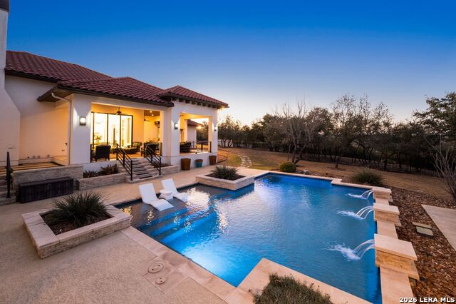 Listing photo id 85 for 23510 Avila Ridge