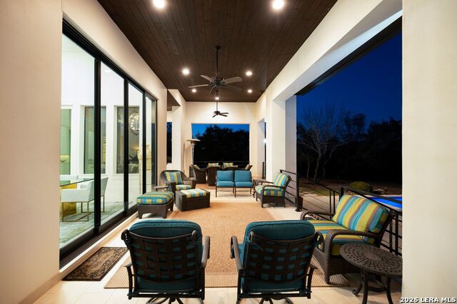 Listing photo id 87 for 23510 Avila Ridge