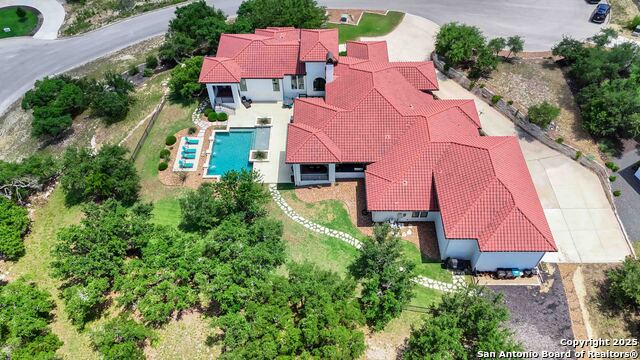 Listing photo id 94 for 23510 Avila Ridge