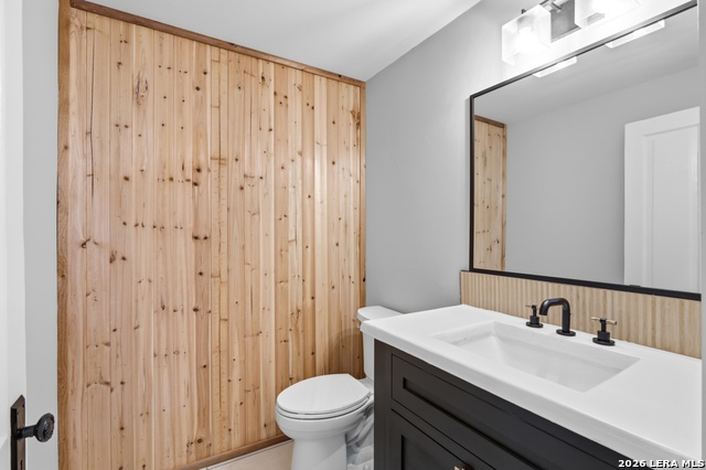 Image 14 of 51 For 227 Sunset Rd E