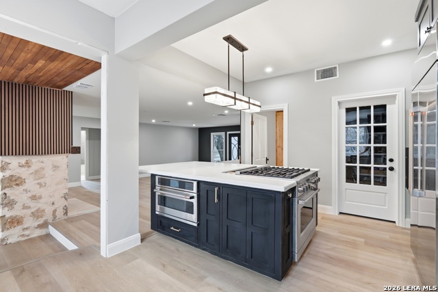 Image 21 of 51 For 227 Sunset Rd E