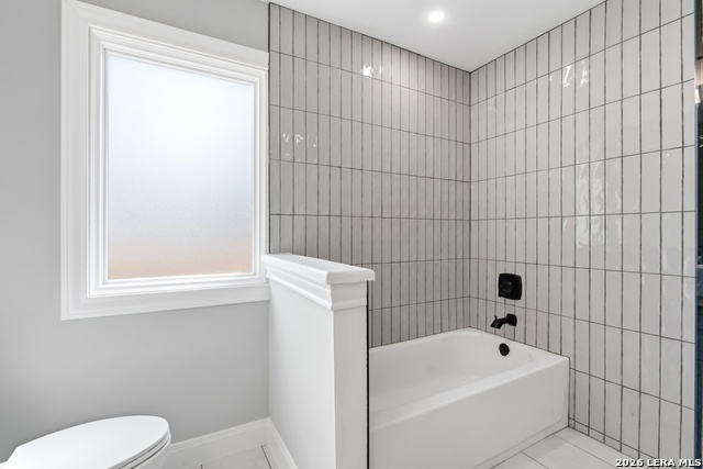 Image 29 of 51 For 227 Sunset Rd E