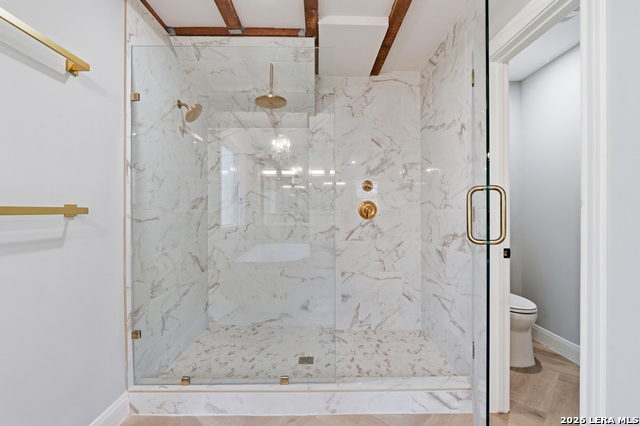 Image 33 of 51 For 227 Sunset Rd E