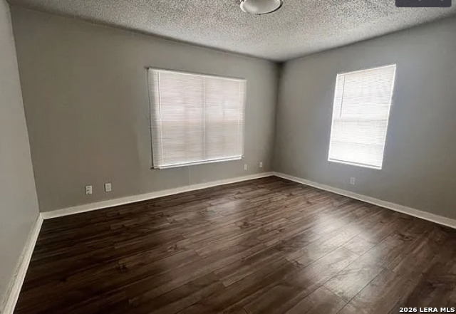 Image 4 of 7 For 443 34th Sw